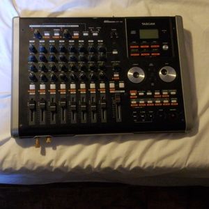 Tascam mixer table